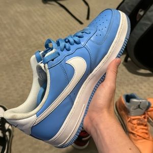 Air Force 1 Low ‘07 University Blue and White.